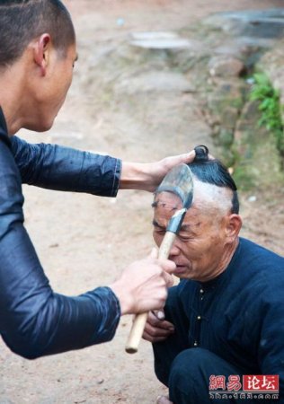 Суровые китайские парикмахеры